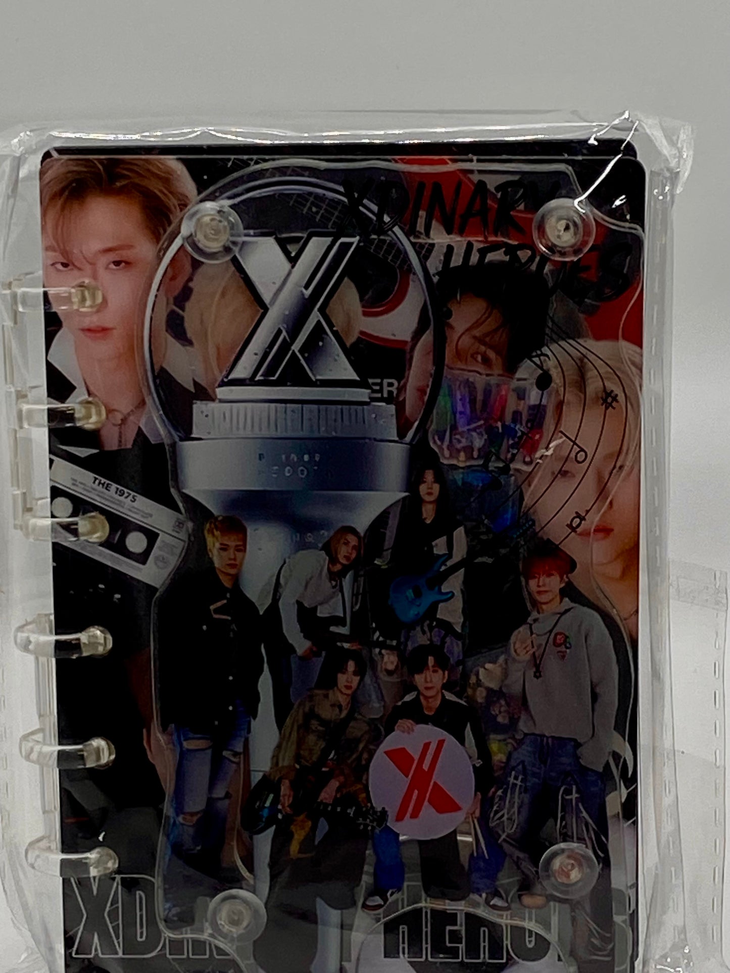 K-POP SHAKER NOTEBOOKS – Interactive Fan Stationery