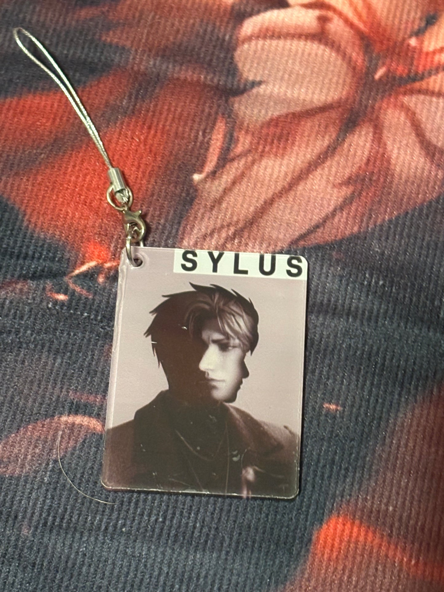 Sylus Magazine Keychain